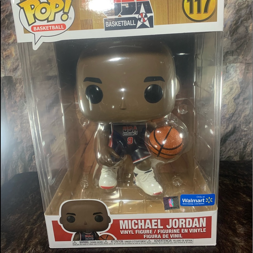 Funko POP! Jumbo: 10" NBA - Michael Jordan (1992 Team USA Navy Uniform) New!